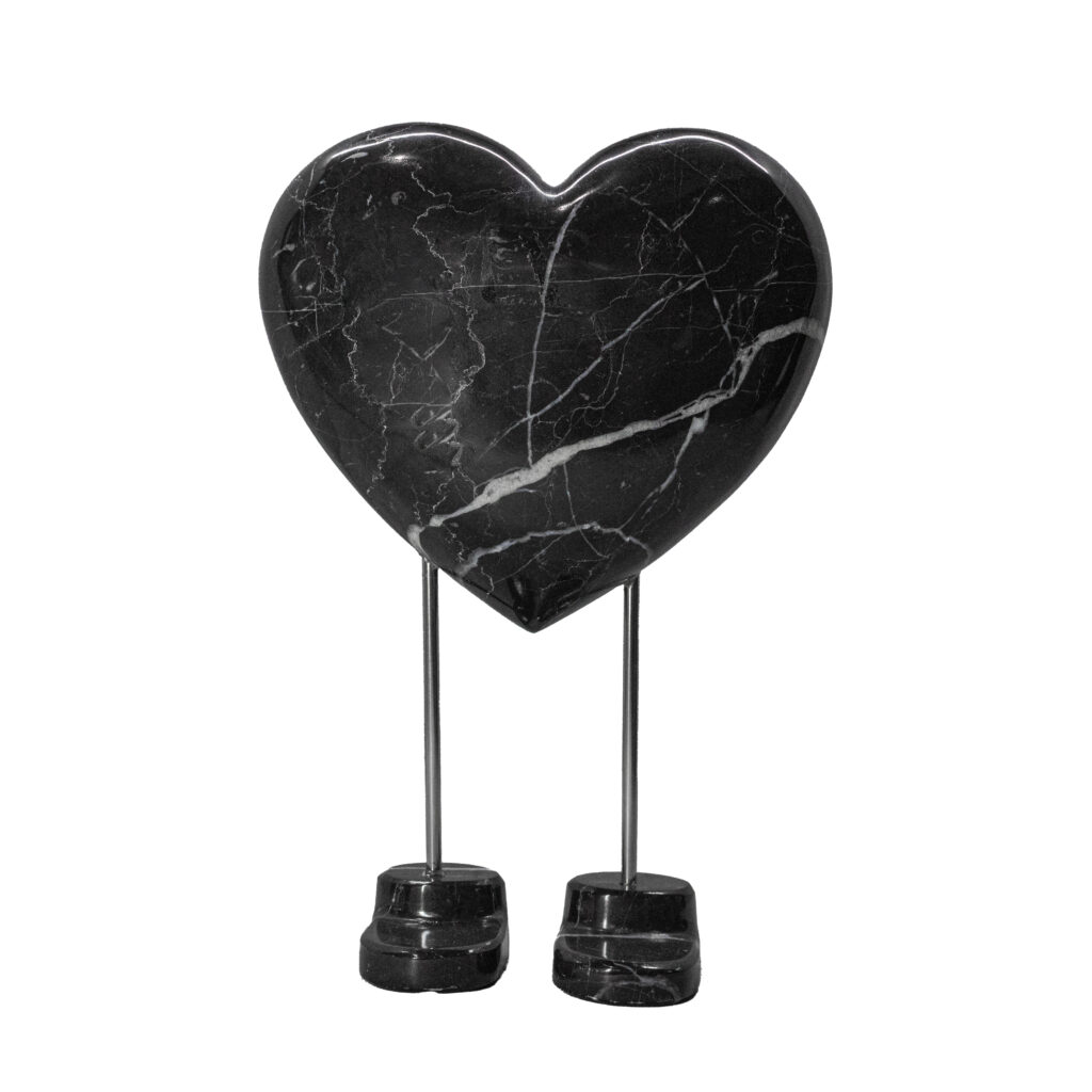 Corazón con piecitos grande
